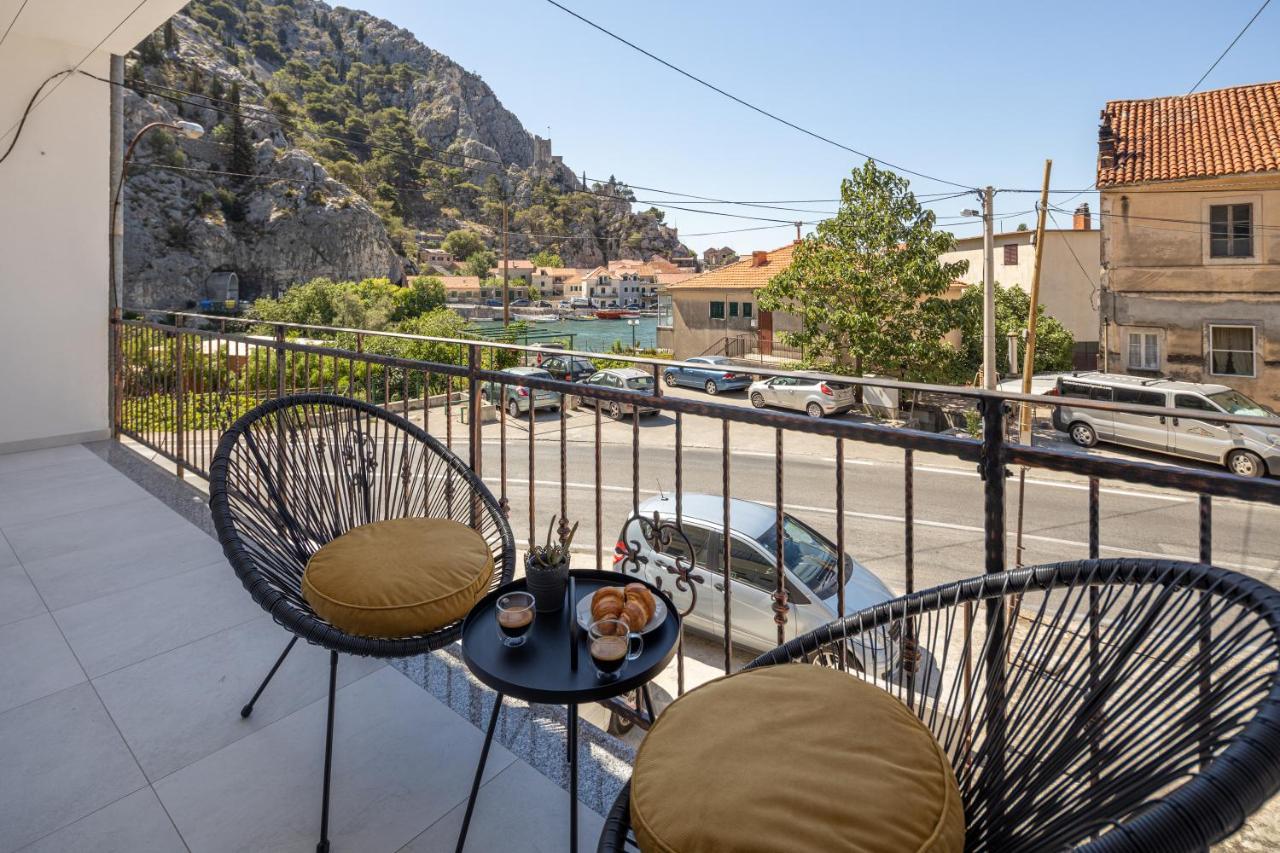 Apartment Navika Omis Luaran gambar
